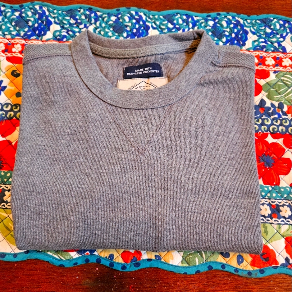 Mens St. Johns Bay Gray long-sleeved Shirt